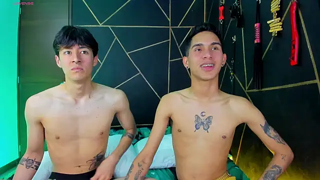 Snapshot of MillersKink chatting on December 2024 04:09:01 PM MillersKink online show from December 2024 04:09:01 PM