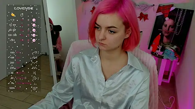 Fire Bestie online show from December 2024 01:28:01 PM