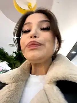 Chloe  Moon online show from October 2025 03:12:01 PM