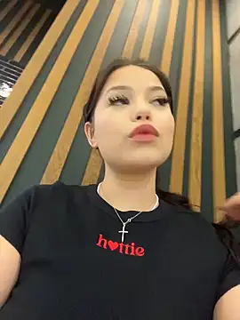 Chloe  Moon online show from October 2025 01:37:01 PM