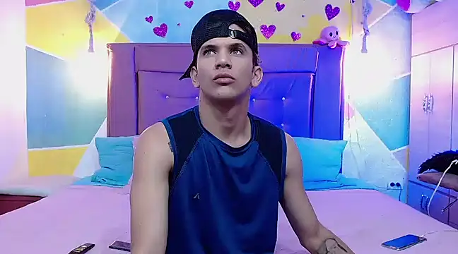 tylor boy online show from March 2025 03:41:02 AM