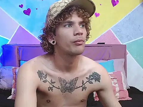 tylor boy online show from October 2025 01:14:02 AM