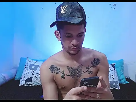 tylor boy online show from April 2026 09:29:02 PM