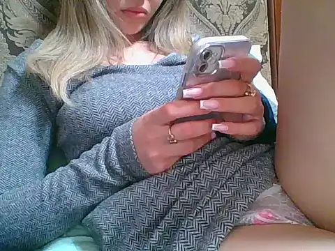 Emma 99 online show from March 2025 01:53:01 PM