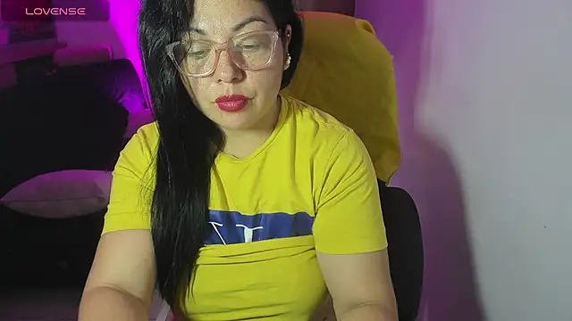 Snapshot of jessicarabbit_1 chatting on June 2026 06:21:02 PM jessicarabbit 1 online show from June 2026 06:21:02 PM