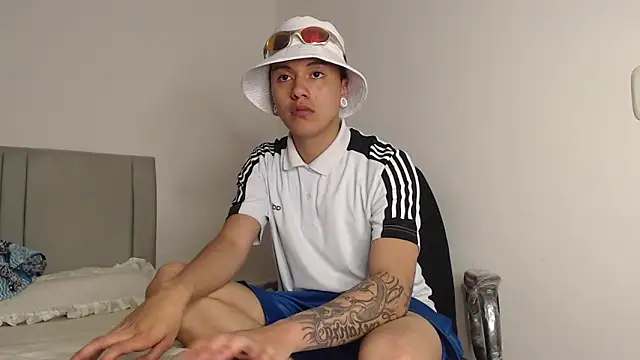 alex-lover online show from February 2026 02:53:01 AM