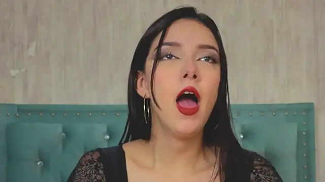 Marcelaa fox online show from September 2025 08:10:01 PM