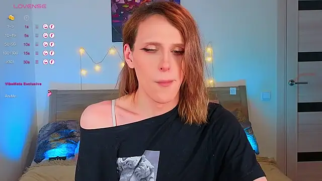  yourFoxy  online show from April 2026 12:35:01 AM