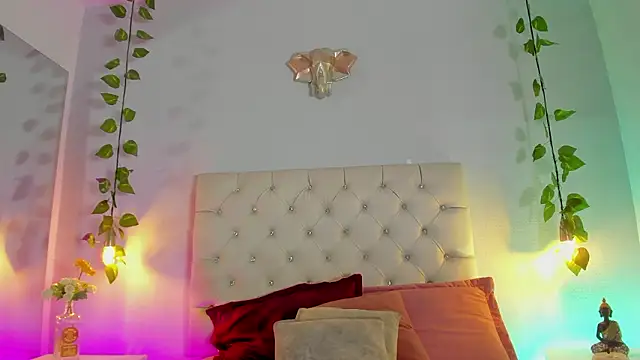 Snapshot of Isabella_Flowers chatting on February 2026 08:05:01 PM Isabella Flowers online show from February 2026 08:05:01 PM