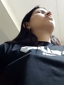 Snapshot of Salomecam30 chatting on December 2024 02:09:01 AM Salomecam30 online show from December 2024 02:09:01 AM