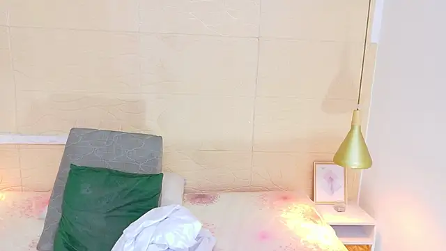 Chocolatte bar online show from February 2025 12:40:01 PM