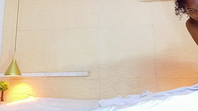 Chocolatte bar online show from March 2025 01:15:01 PM