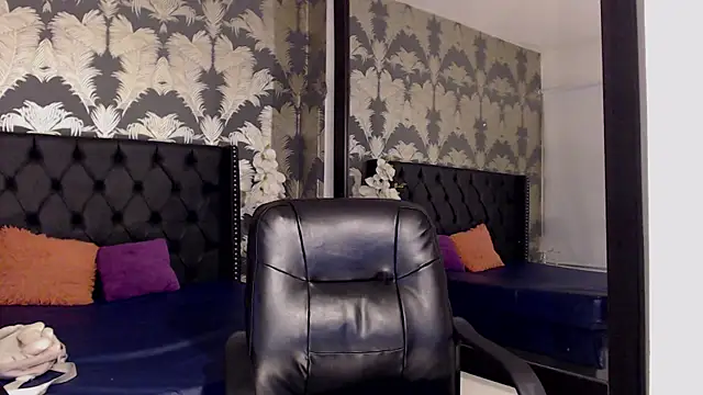 Snapshot of Matthew_Dixonn chatting on January 2025 05:32:01 AM Matthew Dixonn online show from January 2025 05:32:01 AM