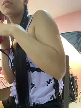 Snapshot of IsaValencia chatting on February 2025 06:26:01 PM IsaValencia online show from February 2025 06:26:01 PM