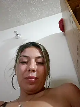 Sweel Leyva18 online show from January 2025 04:48:02 AM