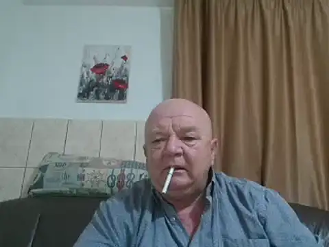 Snapshot of fullballs6 chatting on December 2024 03:09:01 AM fullballs6 online show from December 2024 03:09:01 AM