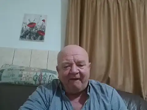 Snapshot of fullballs6 chatting on December 2024 04:30:02 AM fullballs6 online show from December 2024 04:30:02 AM