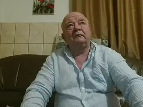 Snapshot of fullballs6 chatting on February 2025 02:50:02 AM fullballs6 online show from February 2025 02:50:02 AM