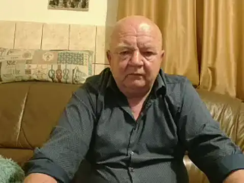 Snapshot of fullballs6 chatting on March 2025 03:20:01 AM fullballs6 online show from March 2025 03:20:01 AM