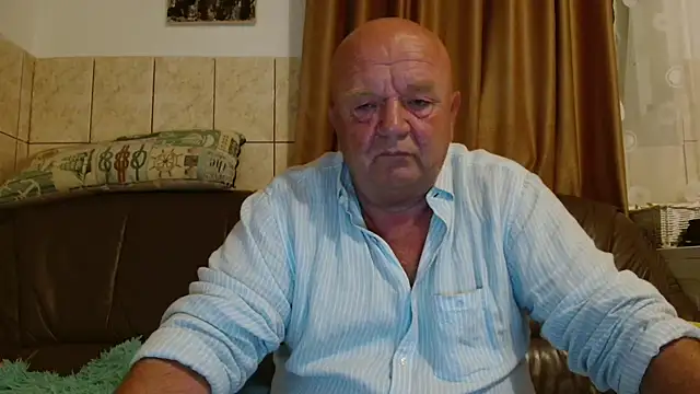 Snapshot of fullballs6 chatting on September 2025 01:51:02 AM fullballs6 online show from September 2025 01:51:02 AM