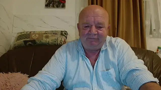 Snapshot of fullballs6 chatting on November 2025 03:07:01 AM fullballs6 online show from November 2025 03:07:01 AM