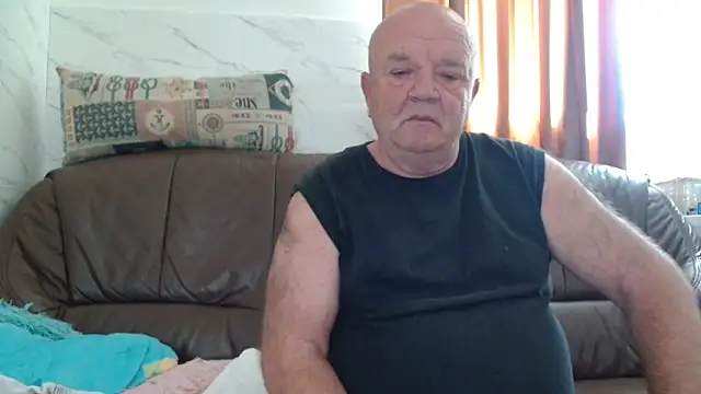fullballs6 online show from April 2026 08:12:01 AM