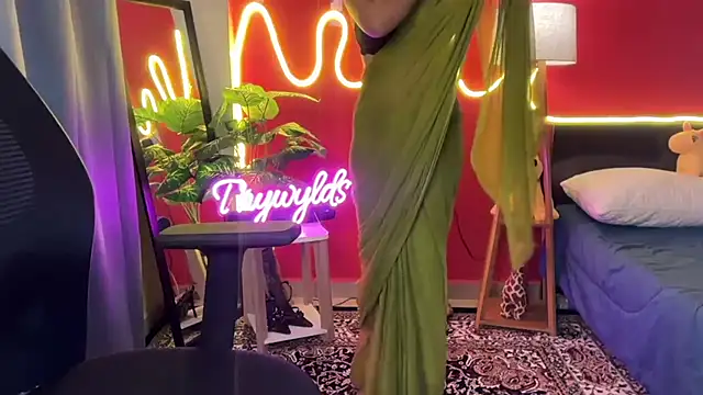 Snapshot of simrann_69 chatting on September 2025 10:58:02 PM simrann 69 online show from September 2025 10:58:02 PM