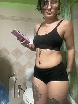 Snapshot of space_g1rl chatting on March 2025 05:07:02 PM space g1rl online show from March 2025 05:07:02 PM