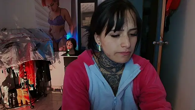 TinnaDawsom online show from February 2026 12:15:02 AM