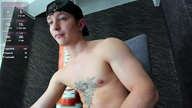 leonardsmith01 online show from December 2024 11:31:02 PM