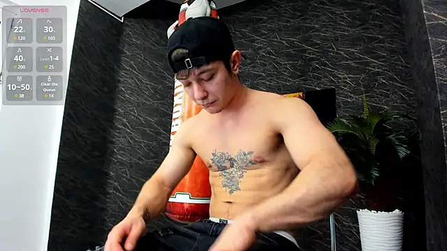 leonardsmith01 online show from January 2025 08:21:02 PM