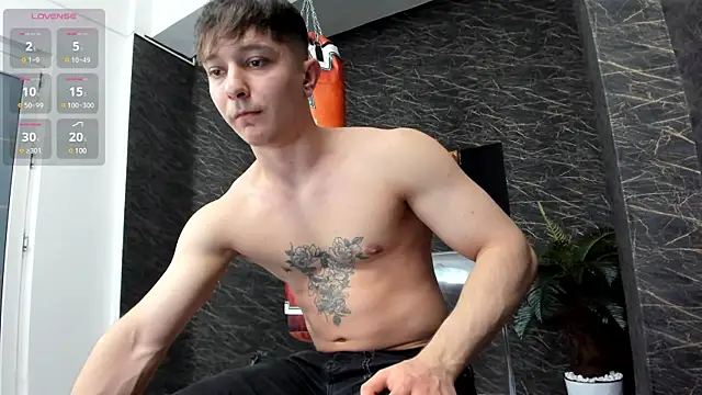 leonardsmith01 online show from January 2025 08:06:02 PM