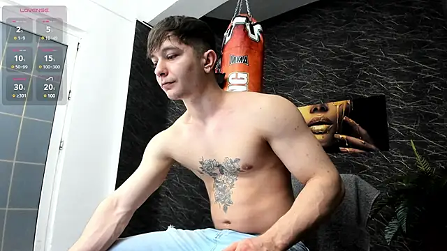 leonardsmith01 online show from January 2025 08:17:02 PM