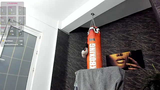 leonardsmith01 online show from February 2025 12:00:02 AM