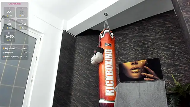 leonardsmith01 online show from February 2025 02:49:01 AM