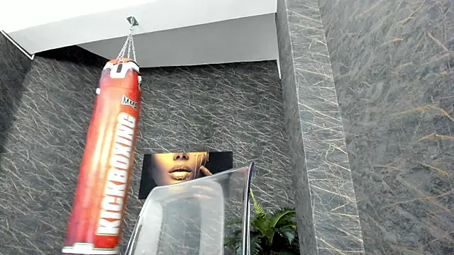 leonardsmith01 online show from February 2025 02:46:01 AM