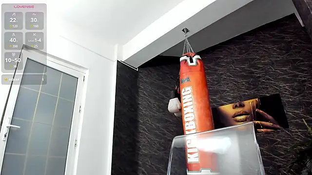 leonardsmith01 online show from March 2025 12:09:02 AM