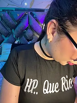 LylaLee111 online show from March 2026 01:17:01 PM