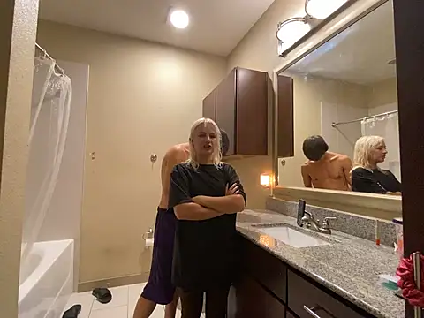 girlfriendmissy online show from January 2025 11:08:01 PM