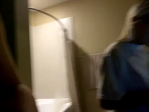 girlfriendmissy online show from November 2025 07:35:02 PM