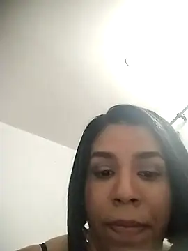 Snapshot of Emmy_cole_ chatting on September 2025 04:25:02 AM Emmy cole online show from September 2025 04:25:02 AM