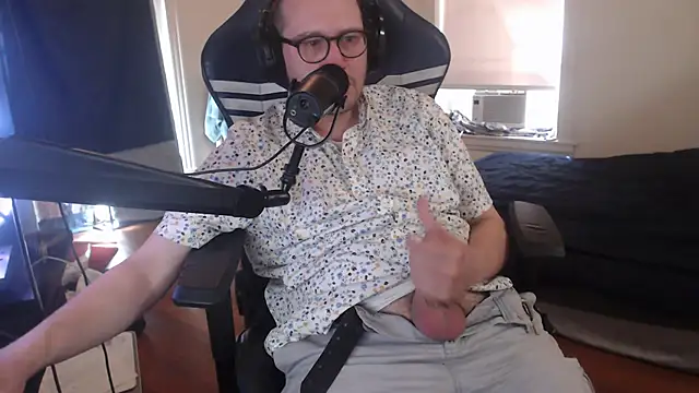 chicostick413 online show from September 2025 05:14:02 PM