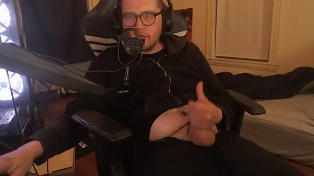 chicostick413 online show from September 2025 12:01:02 AM