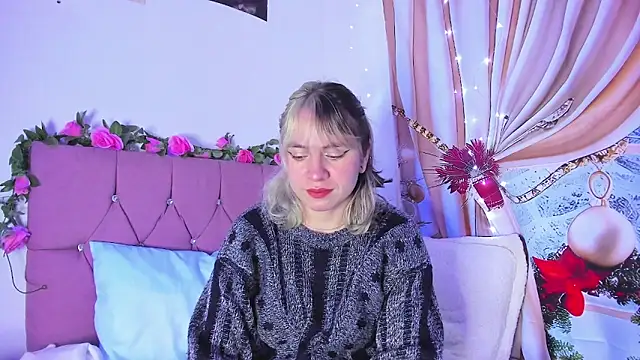 GilaKat online show from December 2024 09:38:02 AM