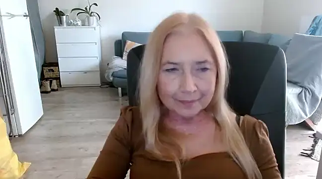 sofia xkiss online show from January 2025 10:59:01 AM