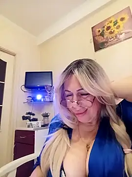 SusieNoreen online show from October 2025 02:23:02 AM