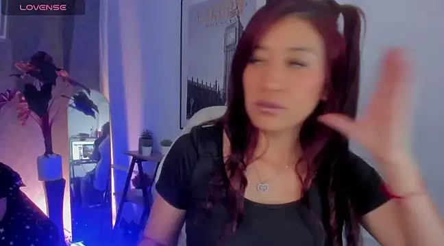 Snapshot of SofiaGomez420 chatting on January 2025 02:46:01 PM SofiaGomez420 online show from January 2025 02:46:01 PM