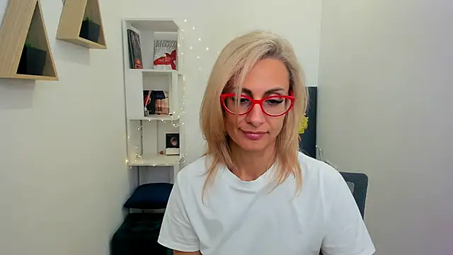 MuseOfStage online show from March 2025 02:41:01 PM