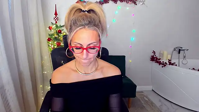 MuseOfStage online show from December 2025 11:26:02 AM