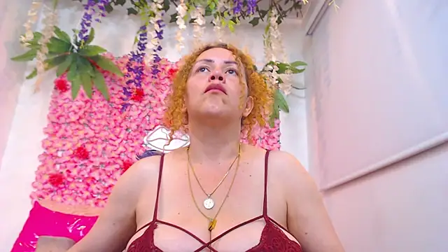 BLONDE SEXYHOT online show from July 2026 12:13:02 AM